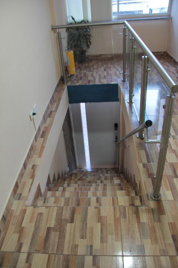 Hostal Avanza Кали Екстериор снимка