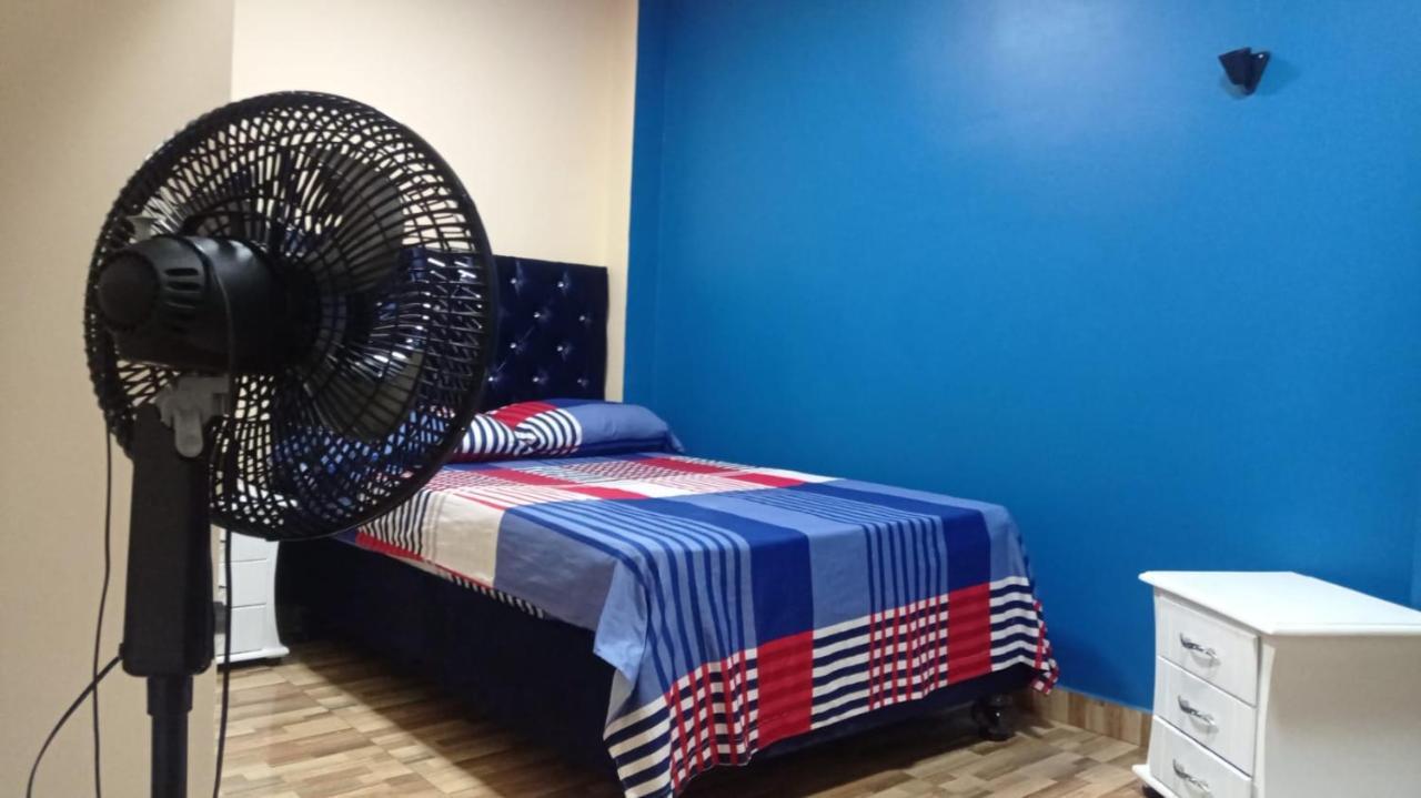 Hostal Avanza Кали Екстериор снимка