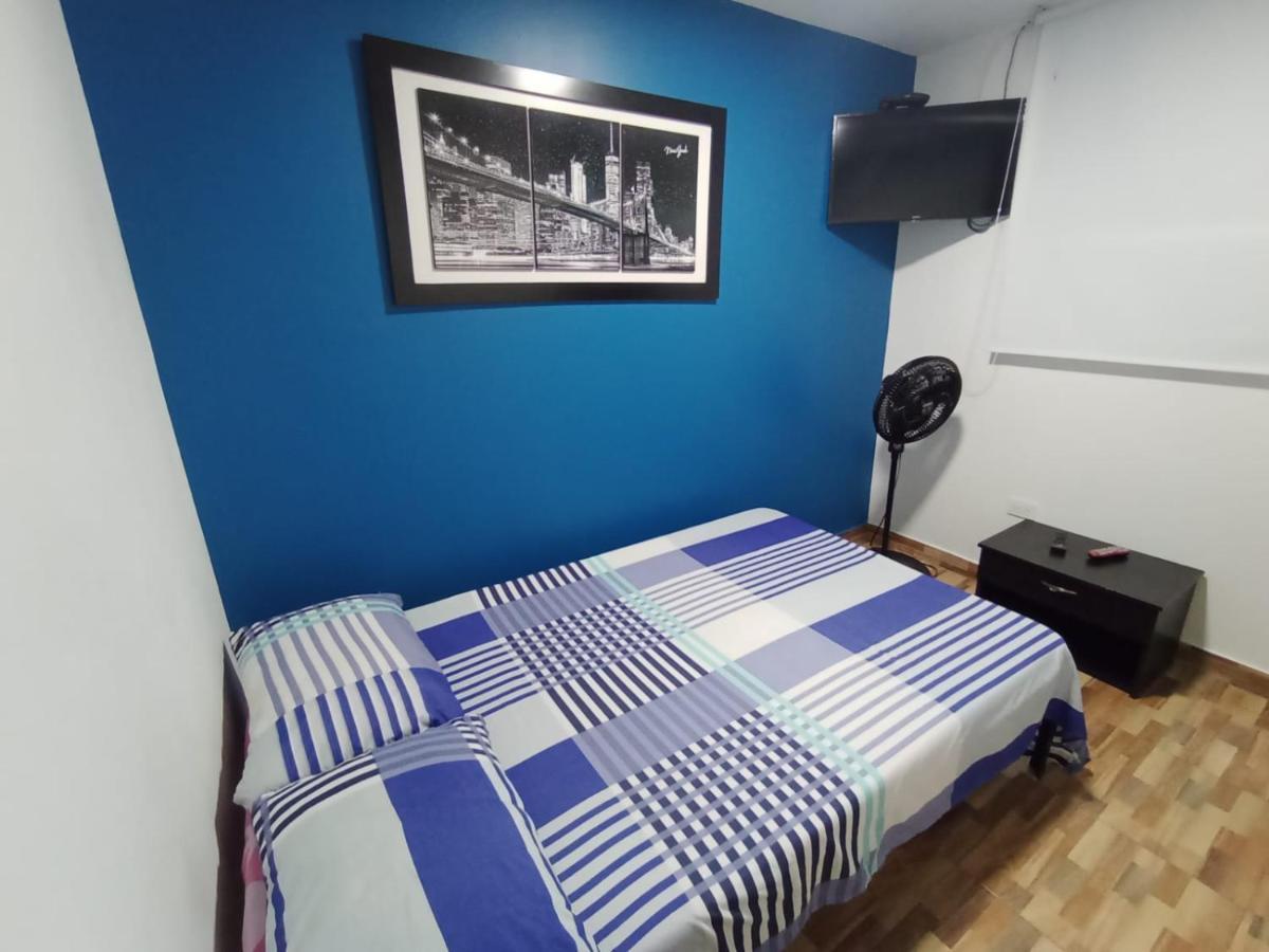 Hostal Avanza Кали Екстериор снимка