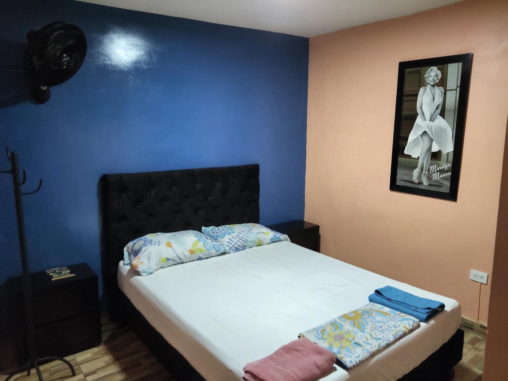 Hostal Avanza Кали Екстериор снимка