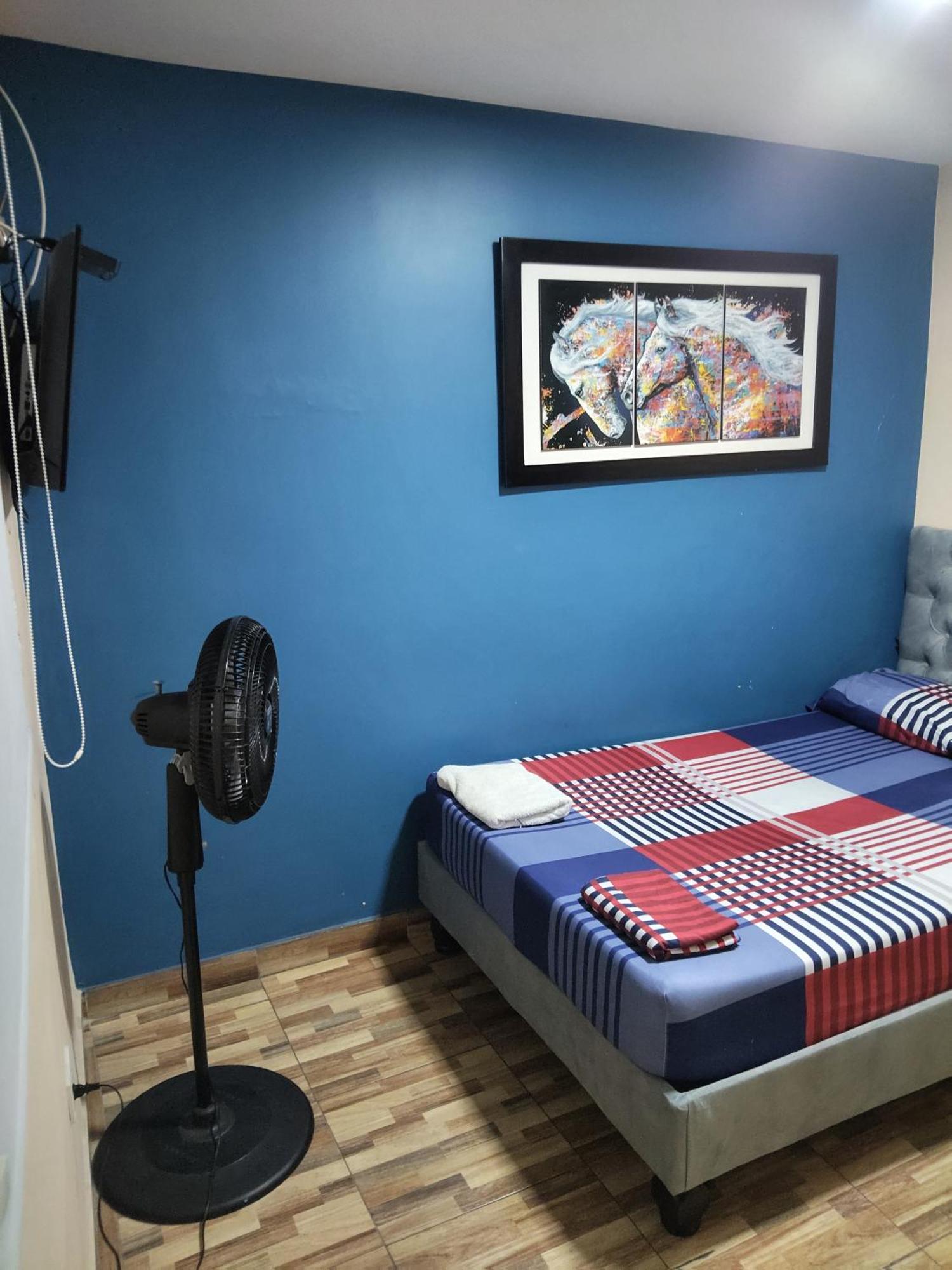 Hostal Avanza Кали Екстериор снимка